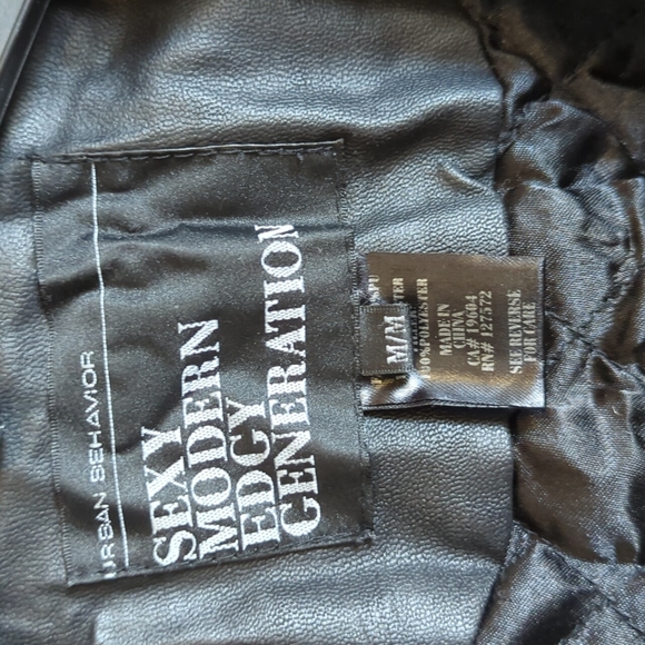 Black leather jacket, long sleeve, soft - Picture 4 of 4